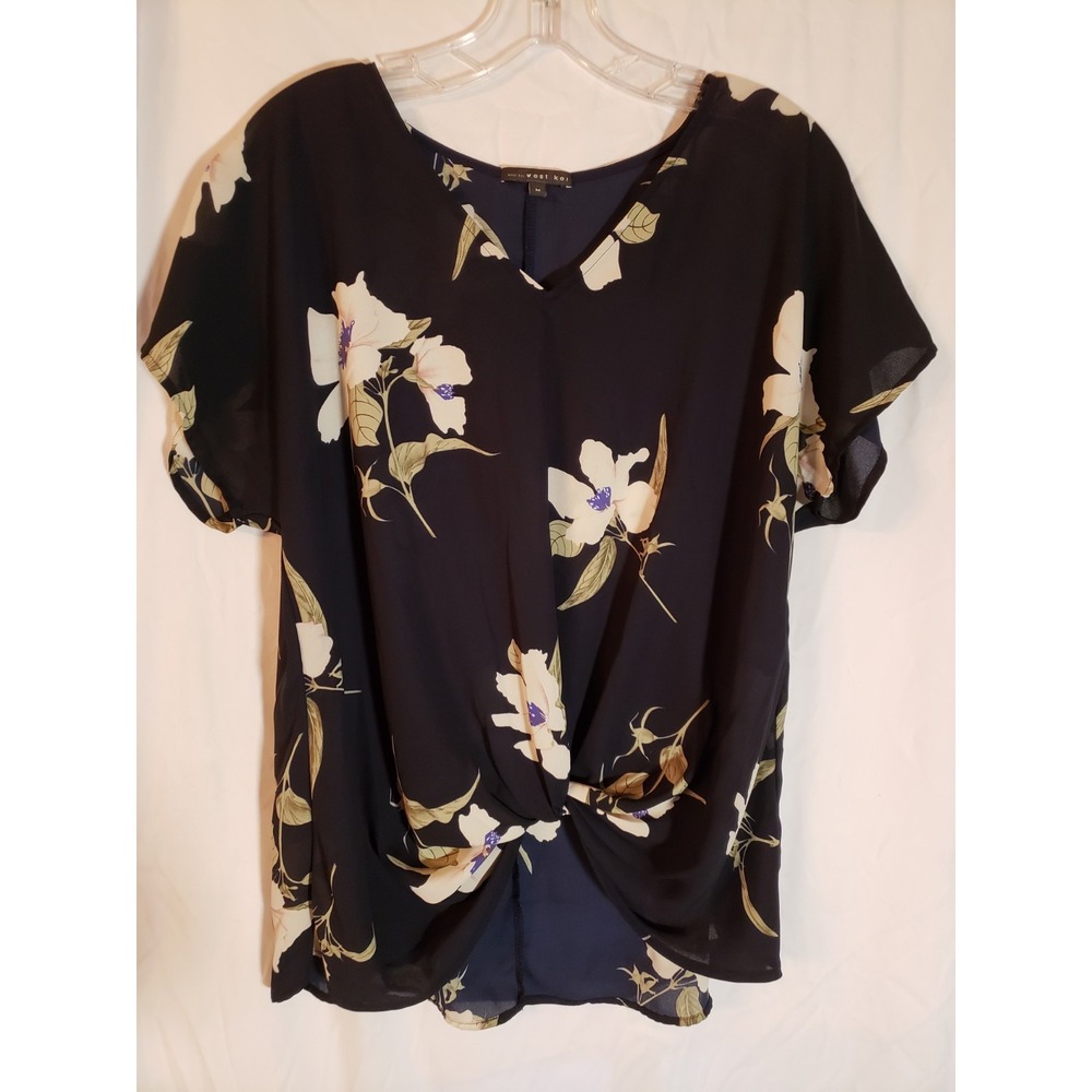 Women's West Kei Navy Floral Short Sleeve Blouse Size M